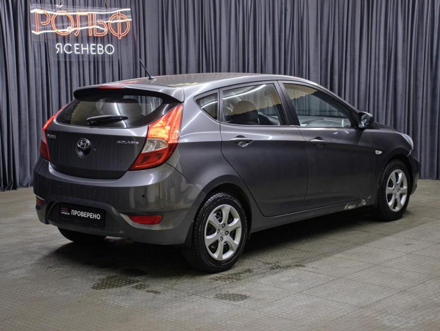 Hyundai Solaris I Москва  - изображение 5
