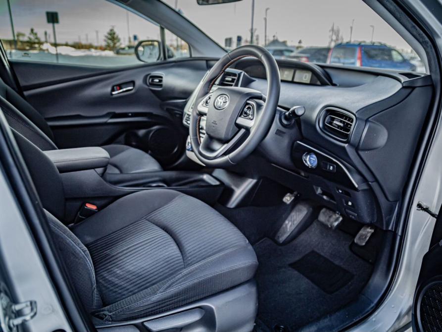 Toyota Prius IV (XW50) Тюмень  - изображение 6