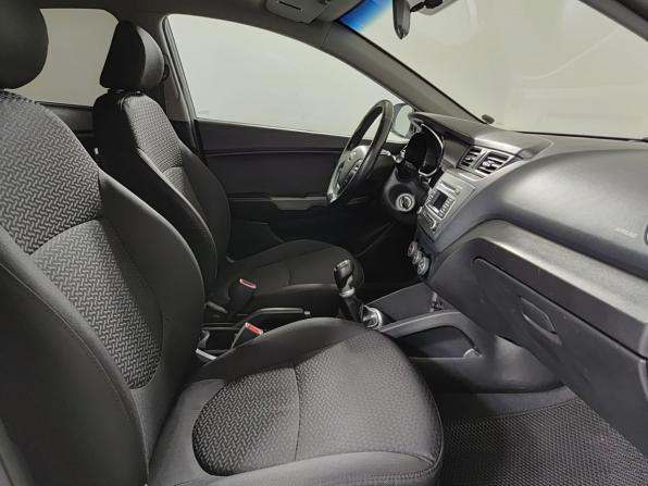 Kia Rio III Рестайлинг с пробегом 2016 года, цена 910 000 рублей, 164720 км, седан, Автокод Объявления