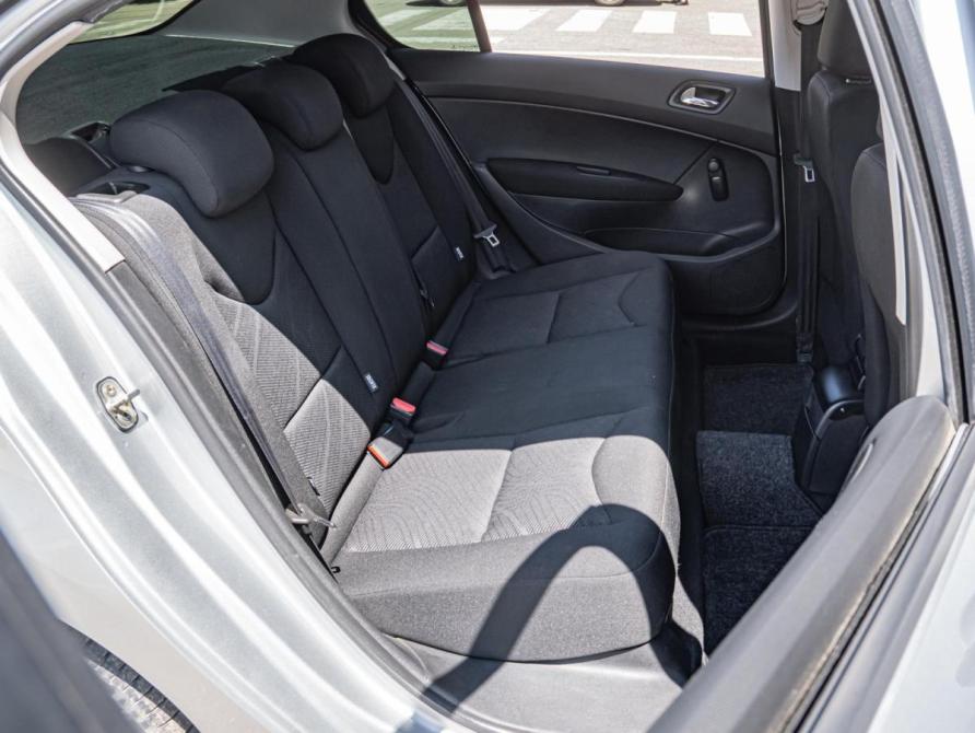 Peugeot 408 I Краснодар  - изображение 7
