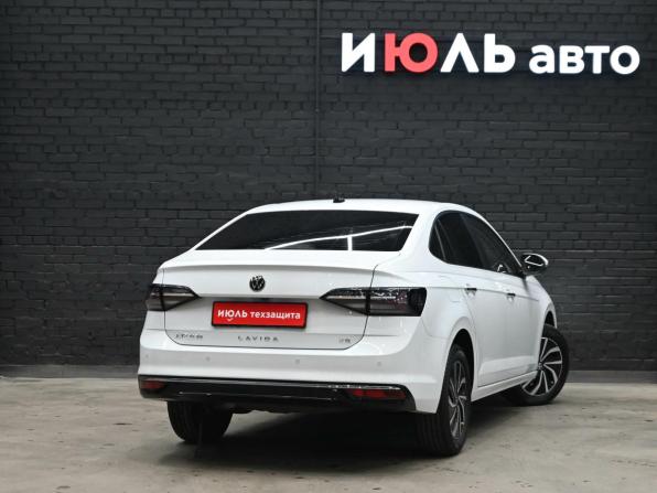Volkswagen Lavida III Рестайлинг с пробегом 2023 года, цена 1 880 000 рублей, 13817 км, седан, Автокод Объявления