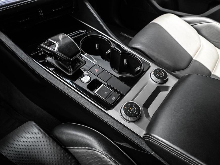 Volkswagen Touareg III Новороссийск  - изображение 24