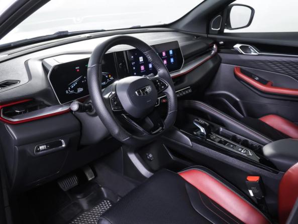 Geely Coolray I Рестайлинг с пробегом 2023 года, цена 2 290 000 рублей, 28289 км, внедорожник, Автокод Объявления