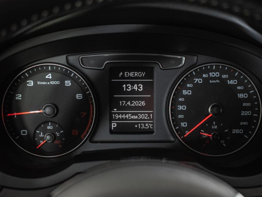 Audi Q3 I (8U) Рестайлинг Москва  - изображение 12