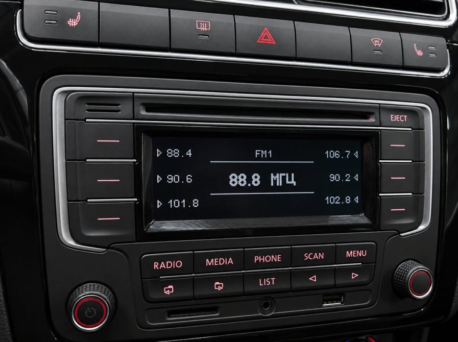 Volkswagen Polo V Кемерово  - изображение 9