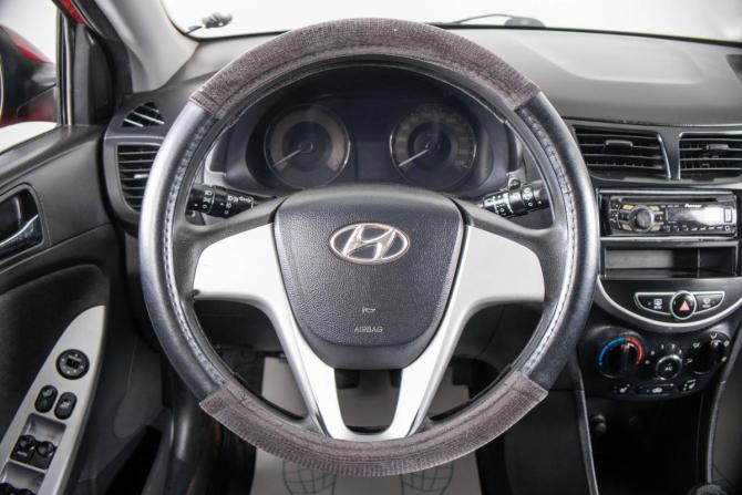 Hyundai Solaris I с пробегом 2012 года, цена 649 000 рублей, 146523 км, хэтчбек, Автокод Объявления