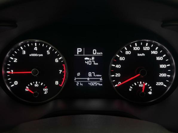 Kia Rio IV с пробегом 2018 года, цена 1 545 000 рублей, 43253 км, хэтчбек, Автокод Объявления
