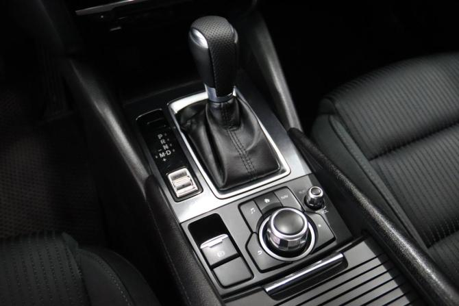 Mazda 6 III (GJ) Рестайлинг с пробегом 2016 года, цена 1 845 170 рублей, 191524 км, седан, Автокод Объявления