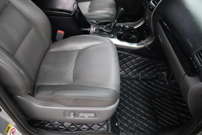 Toyota Land Cruiser Prado 120 Series Рестайлинг с пробегом 2008 года, цена 2 035 350 рублей, 280333 км, внедорожник, Автокод Объявления