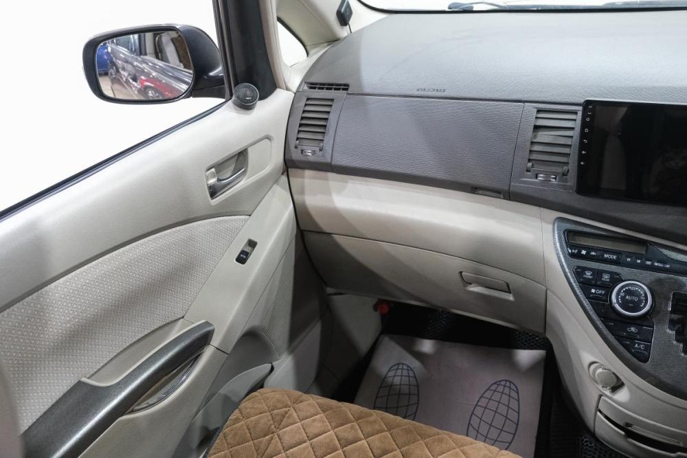 Toyota ISis I Рестайлинг Новокузнецк  - изображение 16