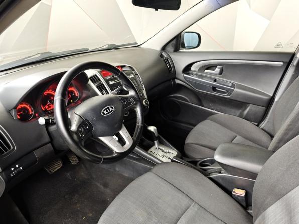 Kia Ceed I Рестайлинг с пробегом 2010 года, цена 575 000 рублей, 262826 км, хэтчбек, Автокод Объявления