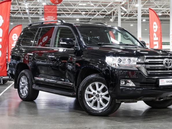 Toyota Land Cruiser 200 Series Рестайлинг 2 с пробегом 2018 года, цена 6 199 777 рублей, 181000 км, внедорожник, Автокод Объявления