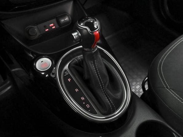 Kia Soul II Рестайлинг с пробегом 2017 года, цена 1 698 000 рублей, 128342 км, хэтчбек, Автокод Объявления