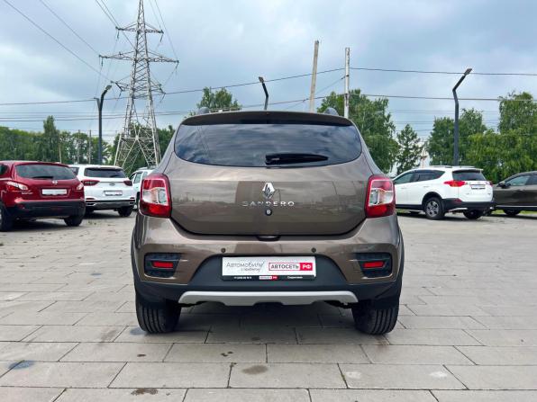 Renault Sandero II Рестайлинг с пробегом 2021 года, цена 1 453 000 рублей, 35600 км, хэтчбек, Автокод Объявления