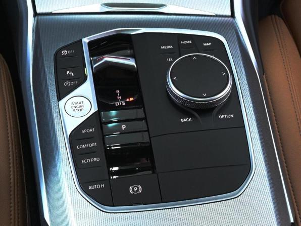 BMW 3 серии VII (G2x) Рестайлинг 2 с пробегом 2024 года, цена 5 459 000 рублей, 47054 км, седан, Автокод Объявления