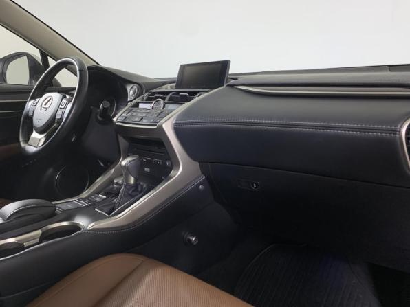 Lexus NX I с пробегом 2016 года, цена 2 985 000 рублей, 95398 км, внедорожник, Автокод Объявления