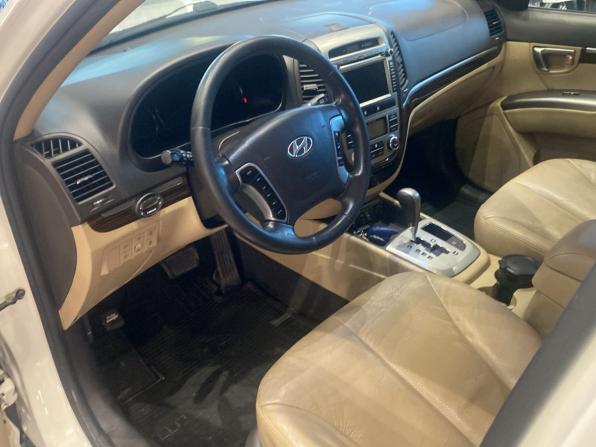 Hyundai Santa Fe II Рестайлинг с пробегом 2011 года, цена 1 210 000 рублей, 139511 км, внедорожник, Автокод Объявления
