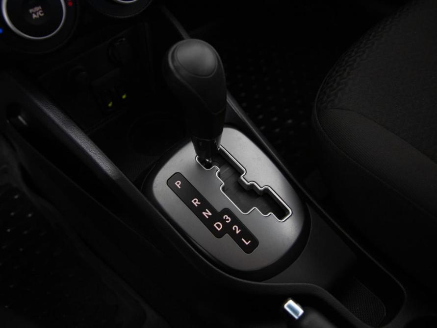 Kia Rio III Санкт-Петербург  - изображение 12
