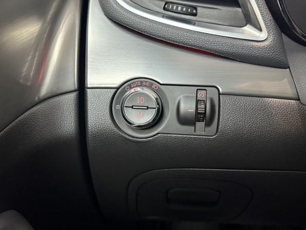 Opel Mokka I с пробегом 2013 года, цена 1 075 000 рублей, 148497 км, внедорожник, Автокод Объявления