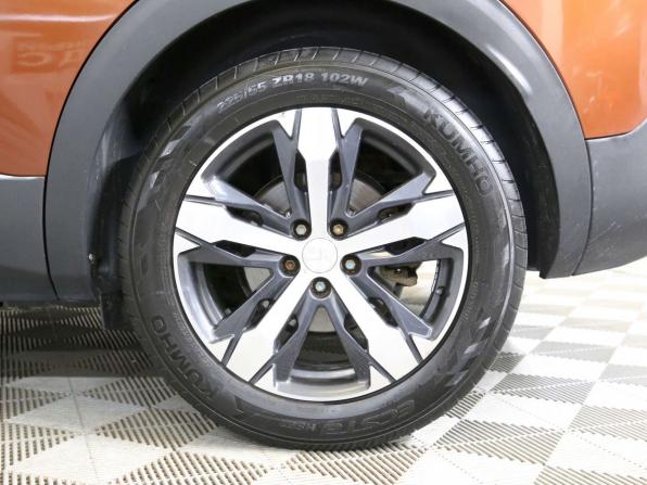 Peugeot 3008 II с пробегом 2017 года, цена 1 650 000 рублей, 160000 км, внедорожник, Автокод Объявления