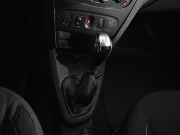 Renault Sandero II Рестайлинг с пробегом 2019 года, цена 1 210 000 рублей, 57936 км, хэтчбек, Автокод Объявления