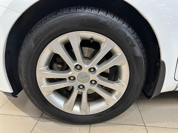 Kia Ceed II с пробегом 2013 года, цена 930 000 рублей, 222855 км, универсал, Автокод Объявления