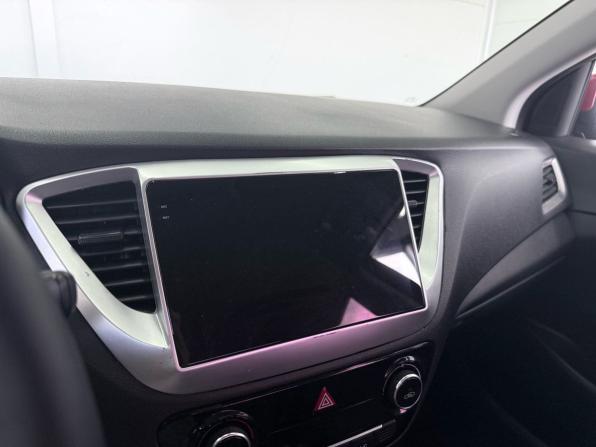 Hyundai Solaris II с пробегом 2019 года, цена 1 349 000 рублей, 134412 км, седан, Автокод Объявления