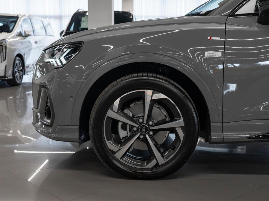 Audi Q3 II (F3) Москва  - изображение 24