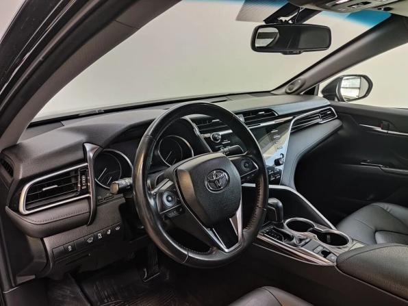 Toyota Camry VIII (XV70) с пробегом 2019 года, цена 2 940 000 рублей, 98569 км, седан, Автокод Объявления