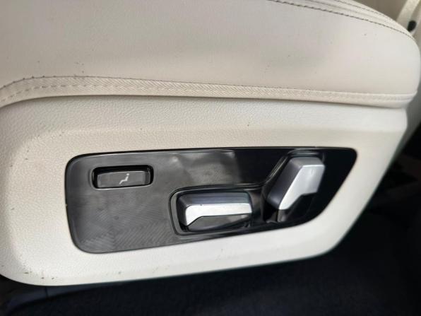 BMW X7 I (G07) Рестайлинг с пробегом 2022 года, цена 10 999 000 рублей, 71135 км, внедорожник, Автокод Объявления