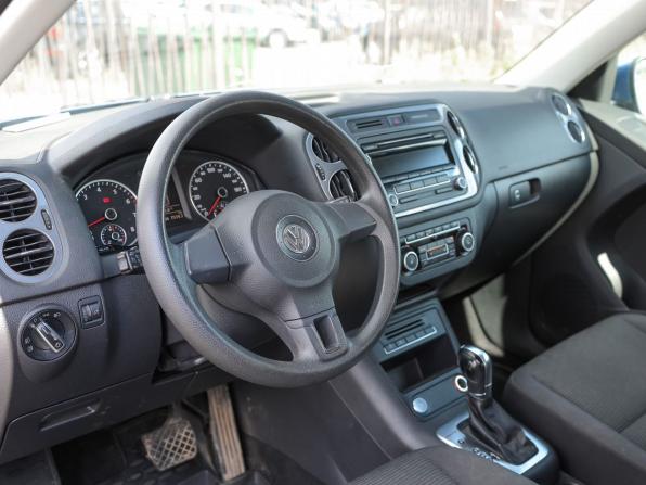 Volkswagen Tiguan I Рестайлинг с пробегом 2013 года, цена 1 399 000 рублей, 144386 км, внедорожник, Автокод Объявления