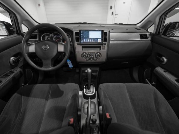 Nissan Tiida I Рестайлинг с пробегом 2010 года, цена 675 000 рублей, 214799 км, седан, Автокод Объявления