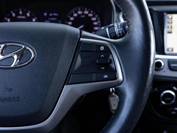 Hyundai Solaris II с пробегом 2018 года, цена 1 485 000 рублей, 87672 км, седан, Автокод Объявления