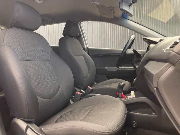 Kia Rio III Рестайлинг с пробегом 2016 года, цена 1 197 000 рублей, 51436 км, хэтчбек, Автокод Объявления