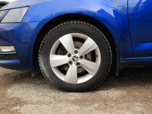 Skoda Octavia III (A7) Рестайлинг с пробегом 2018 года, цена 2 109 000 рублей, 54555 км, лифтбек, Автокод Объявления