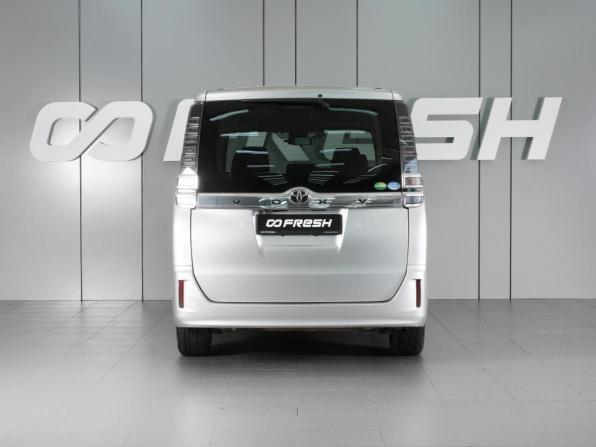 Toyota Voxy III (R80) Рестайлинг с пробегом 2017 года, цена 1 865 000 рублей, 147070 км, минивэн, Автокод Объявления