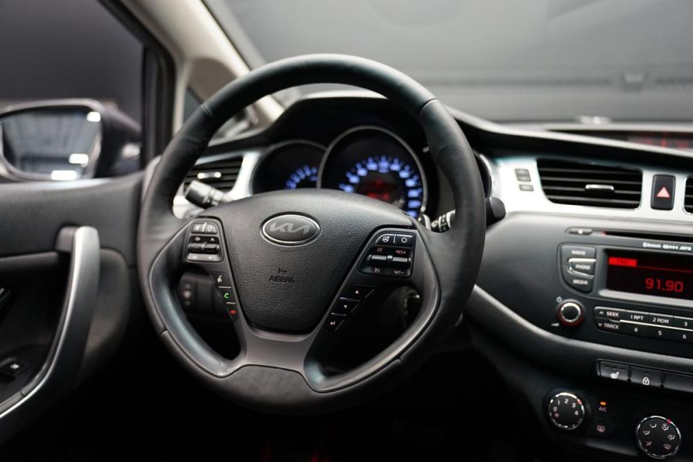 Kia Ceed II Крым  - изображение 12