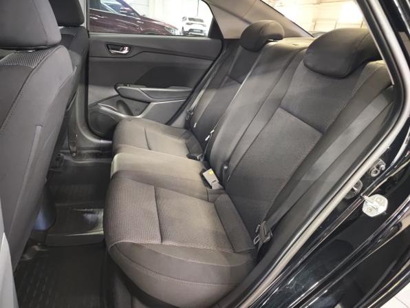 Hyundai Solaris II Рестайлинг с пробегом 2021 года, цена 1 690 000 рублей, 63500 км, седан, Автокод Объявления