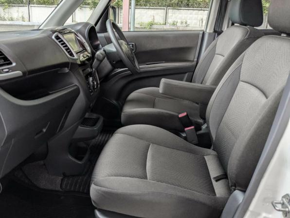 Suzuki Solio II с пробегом 2011 года, цена 799 900 рублей, 124500 км, минивэн, Автокод Объявления