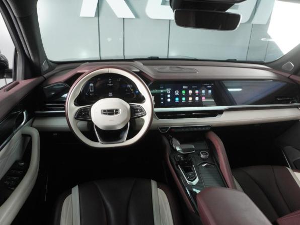 Geely Monjaro I с пробегом 2023 года, цена 3 199 000 рублей, 17763 км, внедорожник, Автокод Объявления