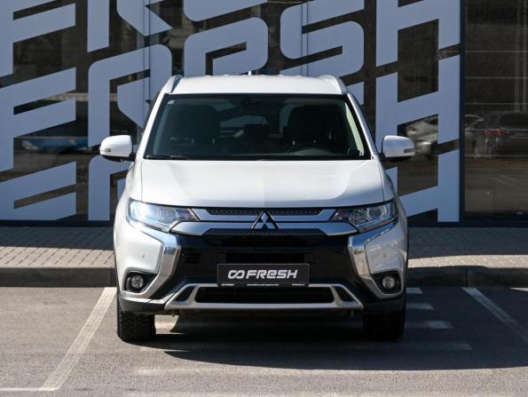 Mitsubishi Outlander III Рестайлинг 3 с пробегом 2019 года, цена 2 049 000 рублей, 111262 км, внедорожник, Автокод Объявления