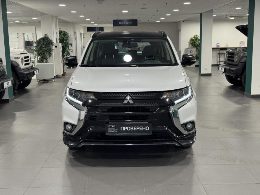 Mitsubishi Outlander III Рестайлинг 3 Казань  - изображение 2