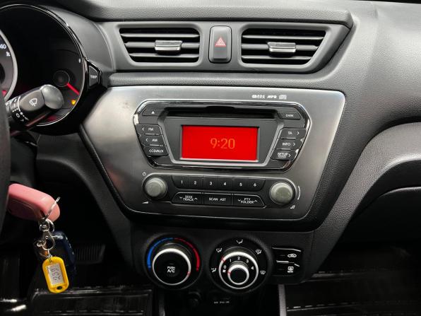 Kia Rio III с пробегом 2012 года, цена 800 001 рубль, 202000 км, седан, Автокод Объявления