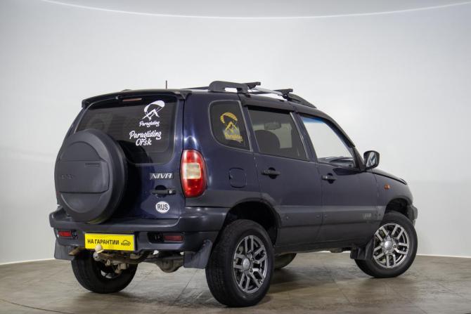 Chevrolet Niva I с пробегом 2004 года, цена 399 000 рублей, 234700 км, внедорожник, Автокод Объявления