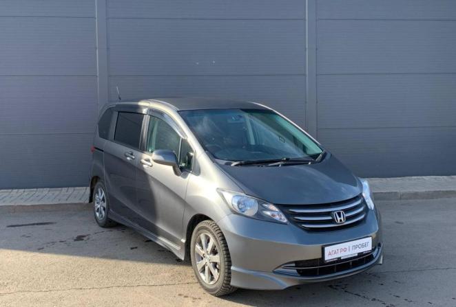 Honda Freed I с пробегом 2010 года, цена 915 000 рублей, 154533 км, компактвэн, Автокод Объявления