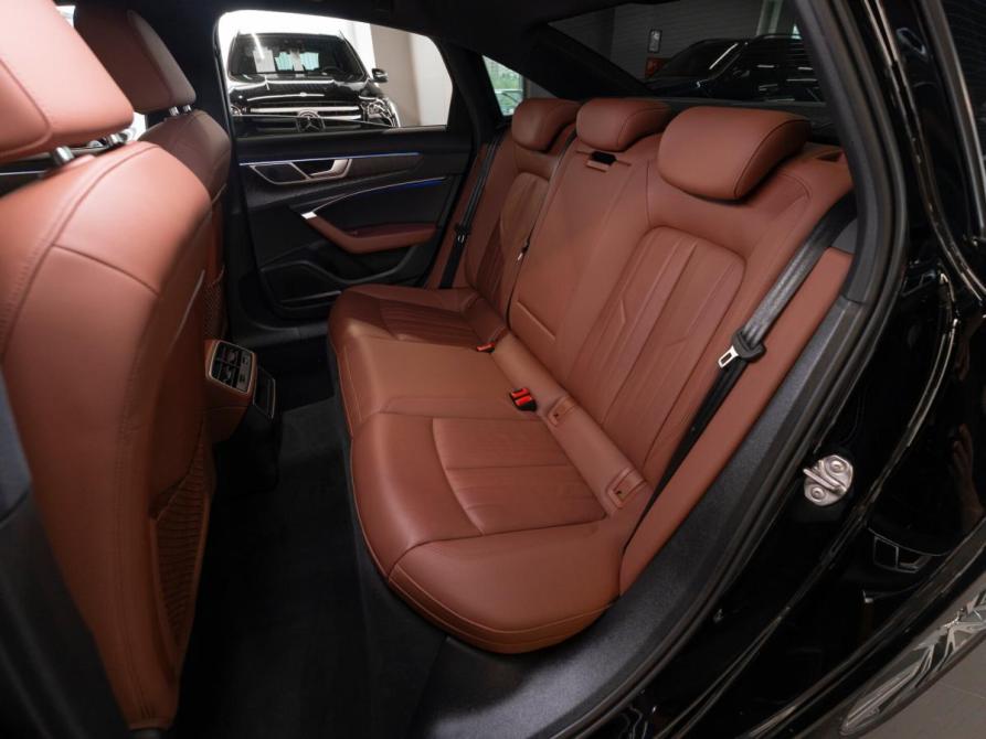 Audi A6 V (C8) Москва  - изображение 12