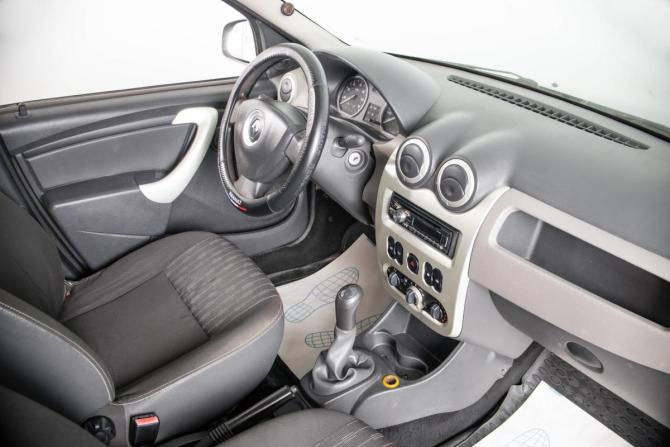 Renault Logan I Рестайлинг с пробегом 2010 года, цена 299 000 рублей, 257358 км, седан, Автокод Объявления