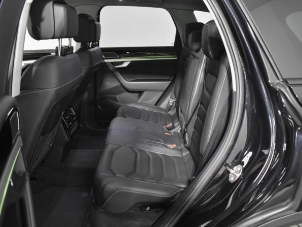 Volkswagen Touareg III с пробегом 2018 года, цена 4 150 000 рублей, 175129 км, внедорожник, Автокод Объявления