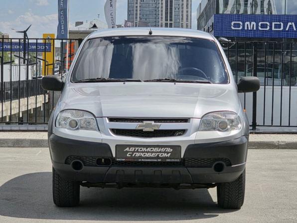 Chevrolet Niva I Рестайлинг с пробегом 2009 года, цена 415 000 рублей, 138920 км, внедорожник, Автокод Объявления