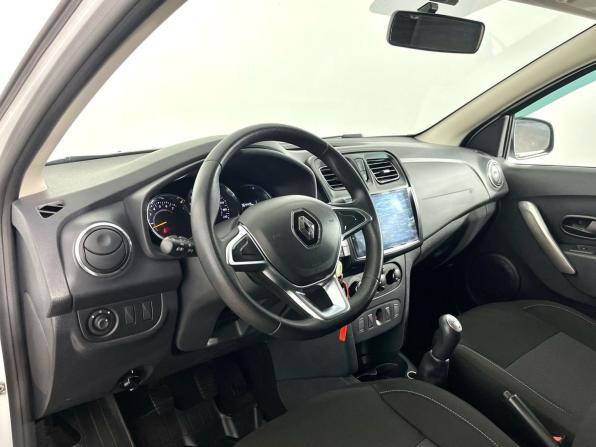 Renault Logan II Рестайлинг с пробегом 2020 года, цена 970 000 рублей, 176426 км, седан, Автокод Объявления